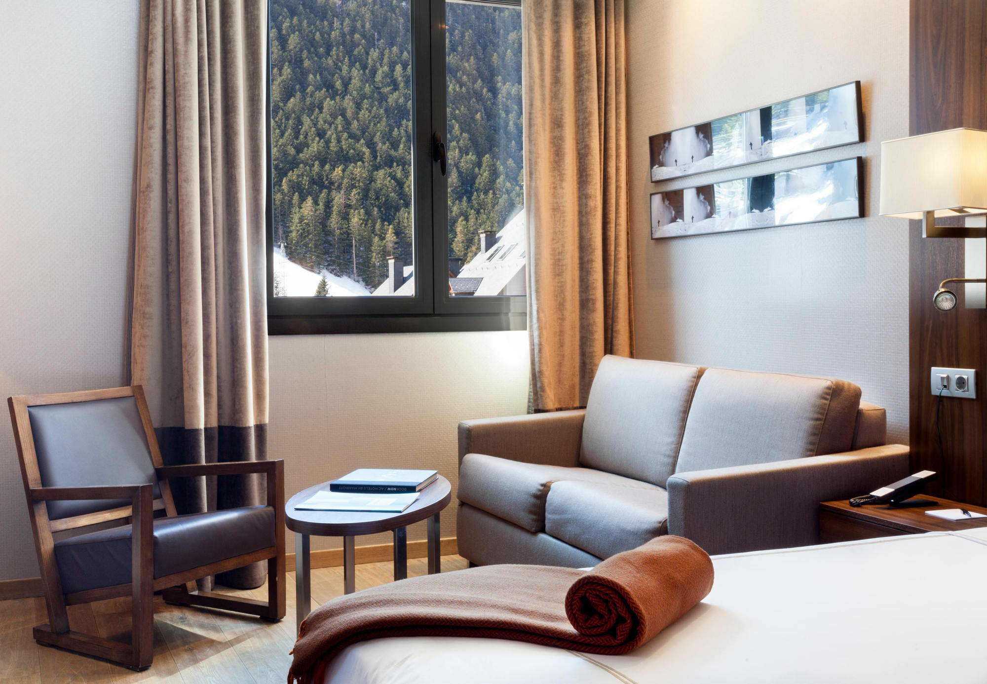 Hotel Ac Baqueira Ski Resort, Autograph Collection Baqueira Beret Eksteriør bilde